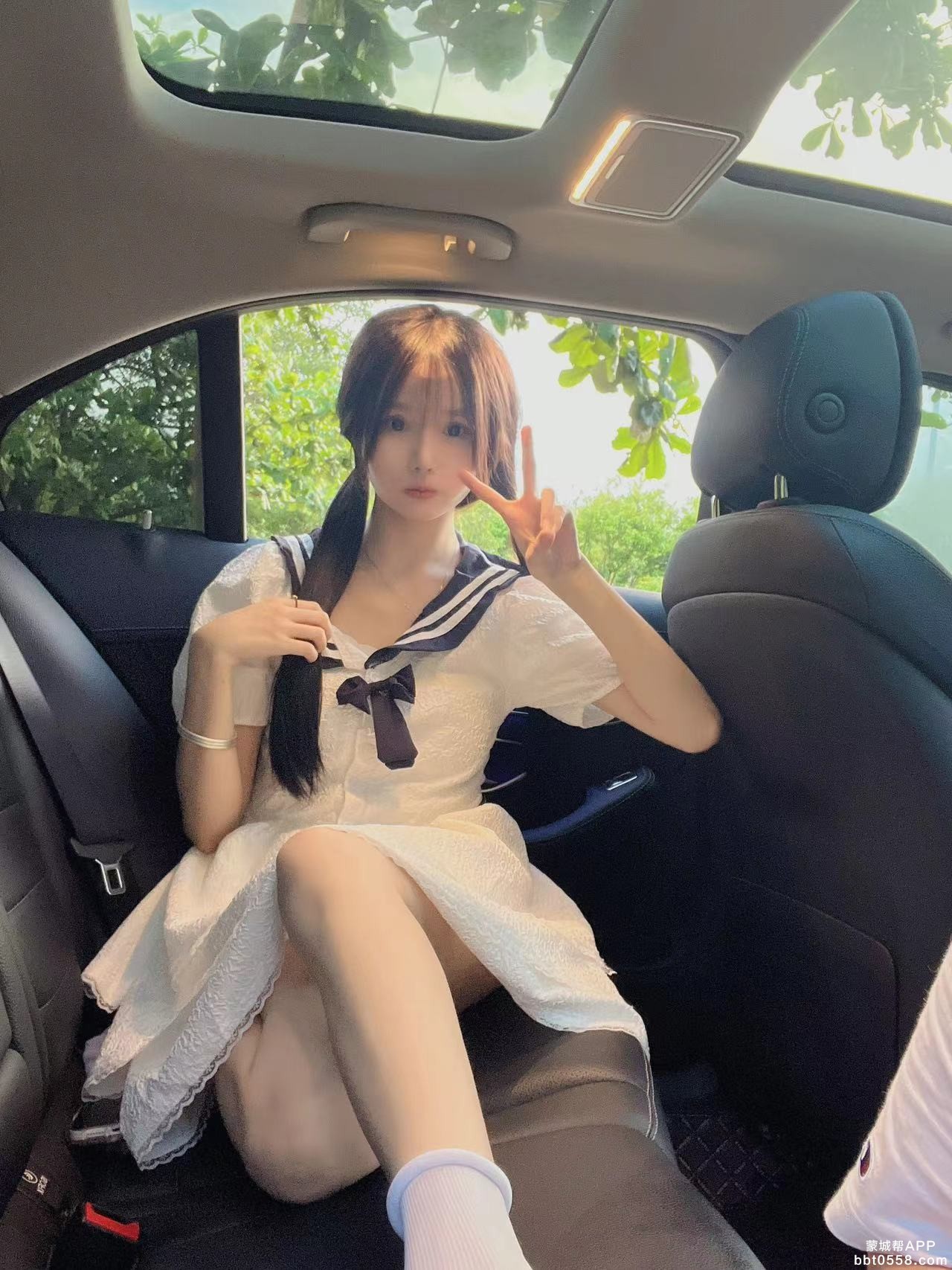 萝莉1.jpg